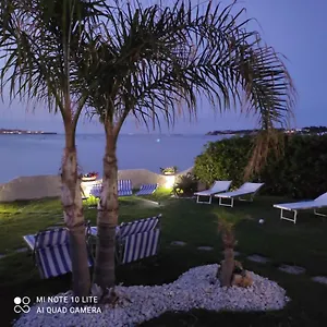Casa Con Piscina E Vista Mare Dal Giardino Appartement